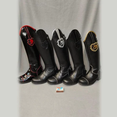 Сапоги детские с цветной отделкой