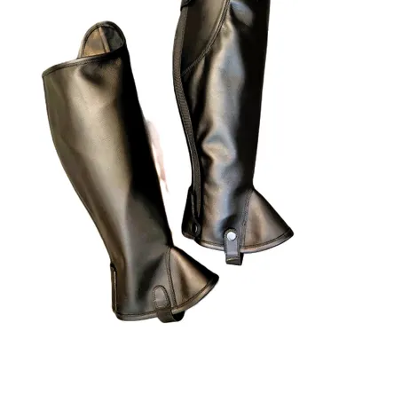 Для юных всадников